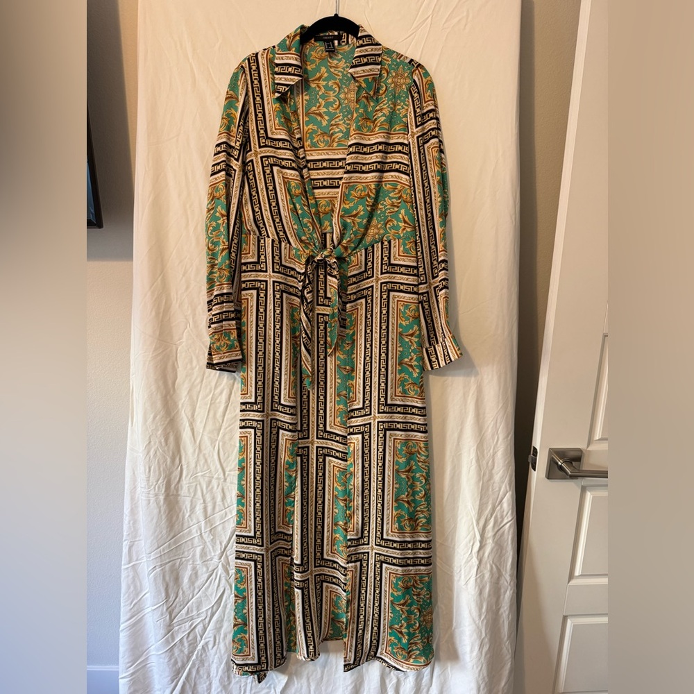 Forever 21 Green and Black Patterned Swim Coverup